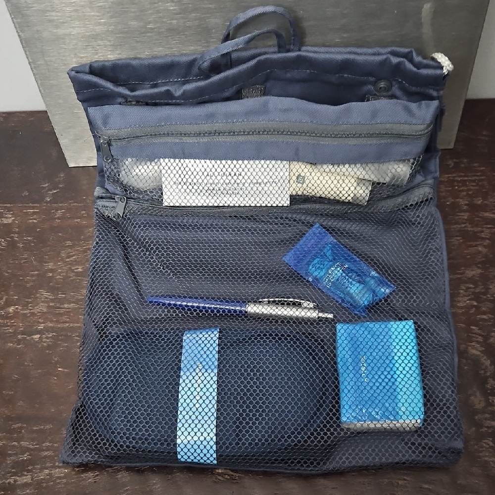 American Airlines Shoe Bag And Amenities Kit For FIRST CLASS